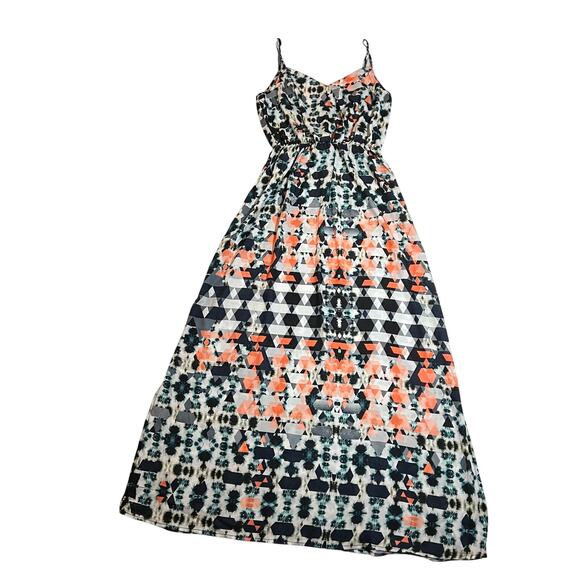 Romeo & Juliet Couture Dresses & Skirts - Romeo & Juliet Couture V-Neck Geometric Print Maxi Dress Size S Festival Casual